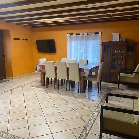 Villa Dona Elvira Y Dona Sol Vivar del Cid Exterior foto